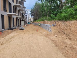 Atraminė siena naujame daugiabučių kvartale – nuotrauka 5
