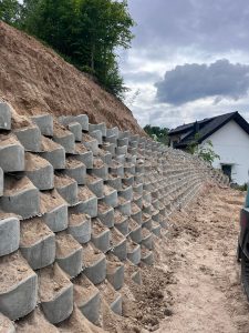 Ilgas smėlio šlaito sutvirtinimas su geotinkleliu – nuotrauka 16