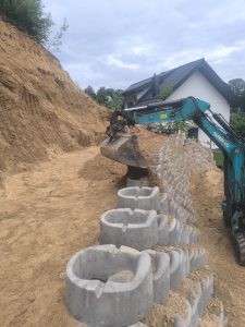 Ilgas smėlio šlaito sutvirtinimas su geotinkleliu – nuotrauka 13